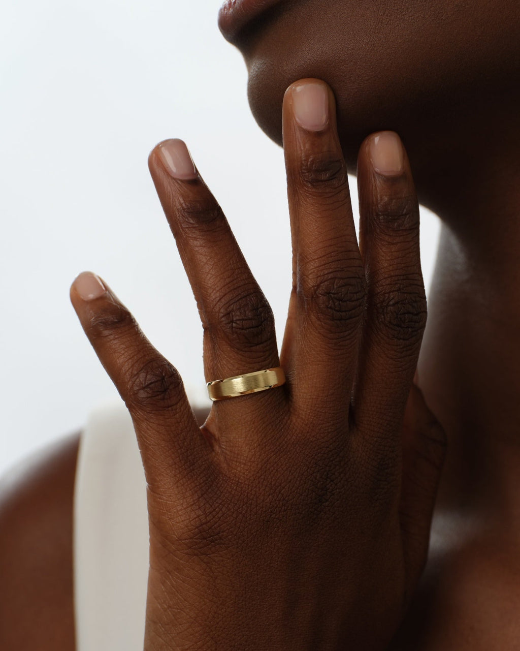 5mm Beveled Edge Wedding Band - Matte Brushed