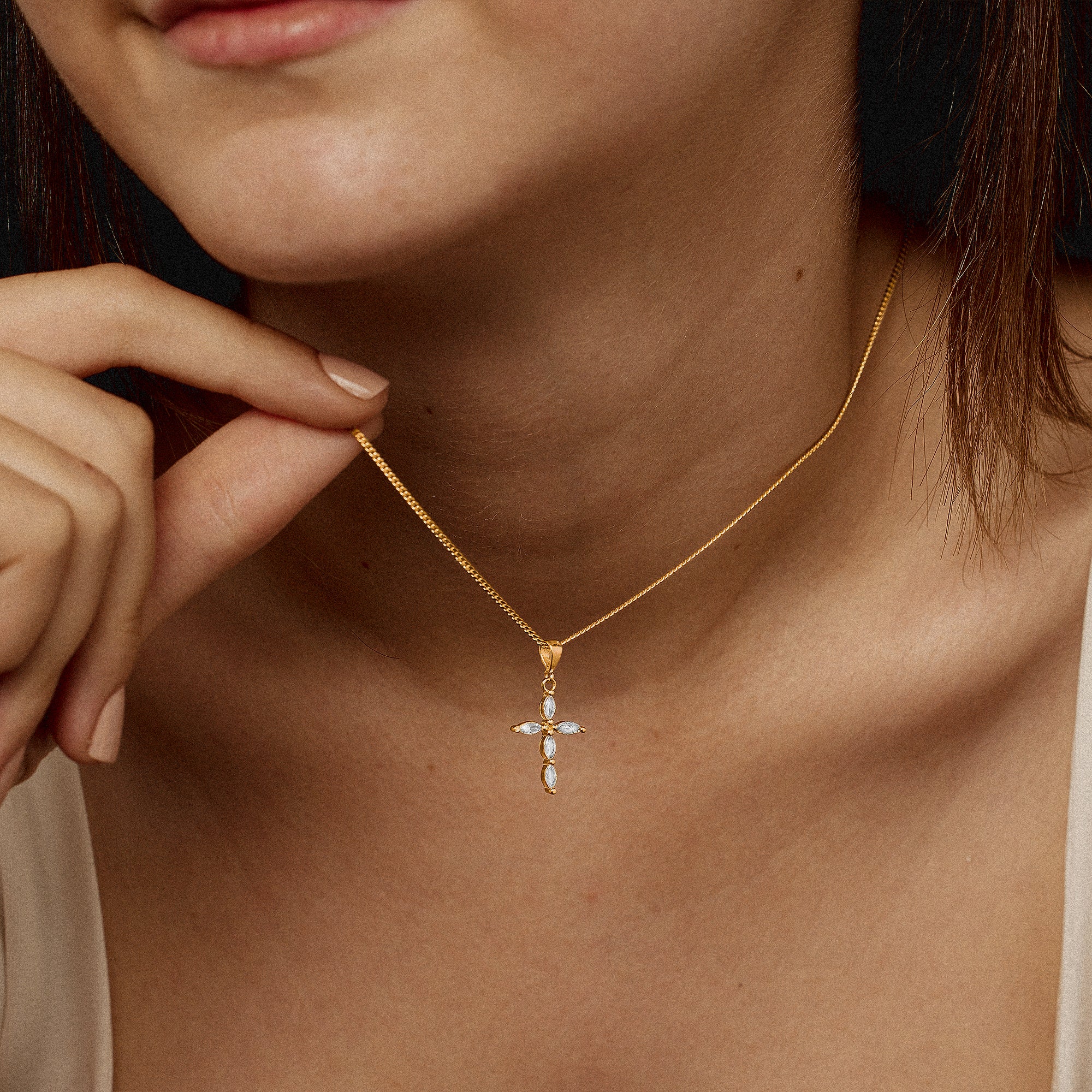 Dainty Cross Necklace - 925k Sterling Silver