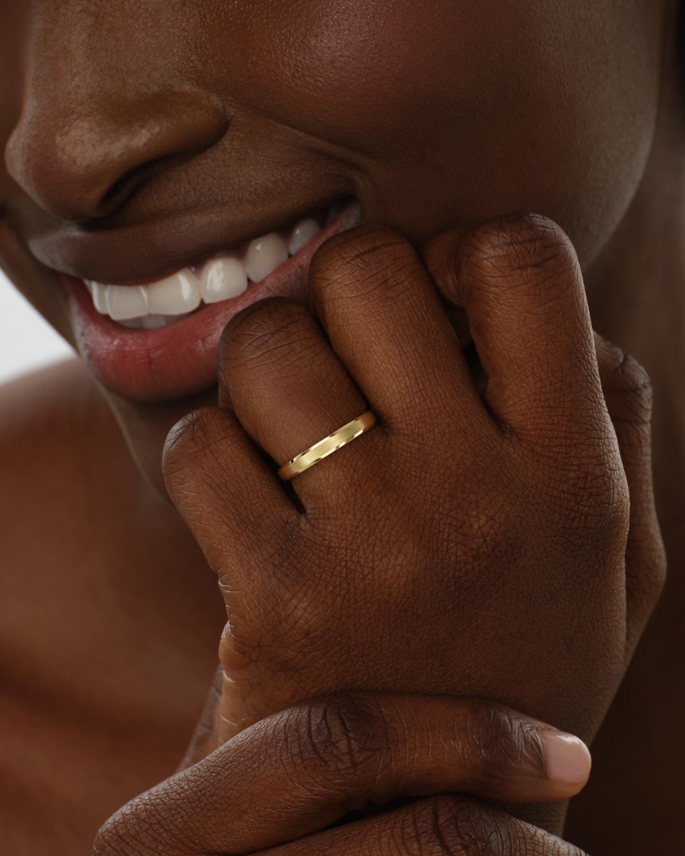 2mm Beveled Edge Wedding Band - Matte Brushed