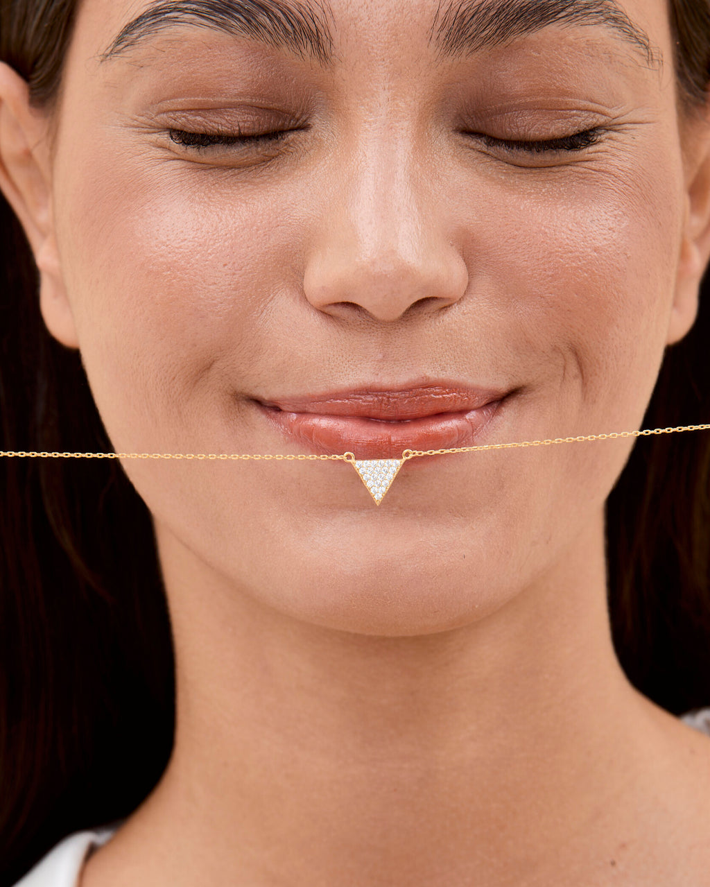 Delicate Triangle Pendant Necklace - Dainty Necklace