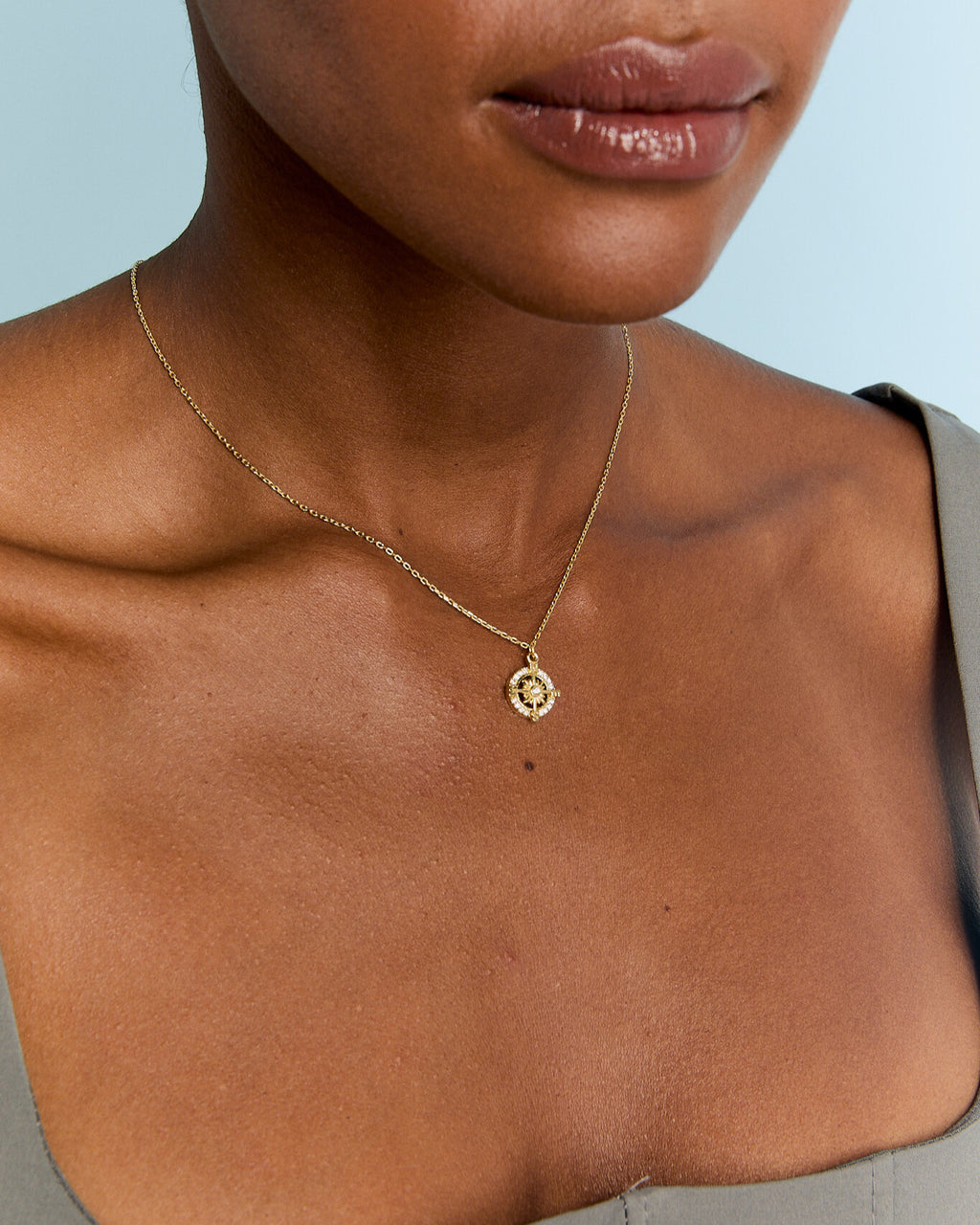 Minimalist Compass Necklace Travel Gift - 18k Gold Vermeil