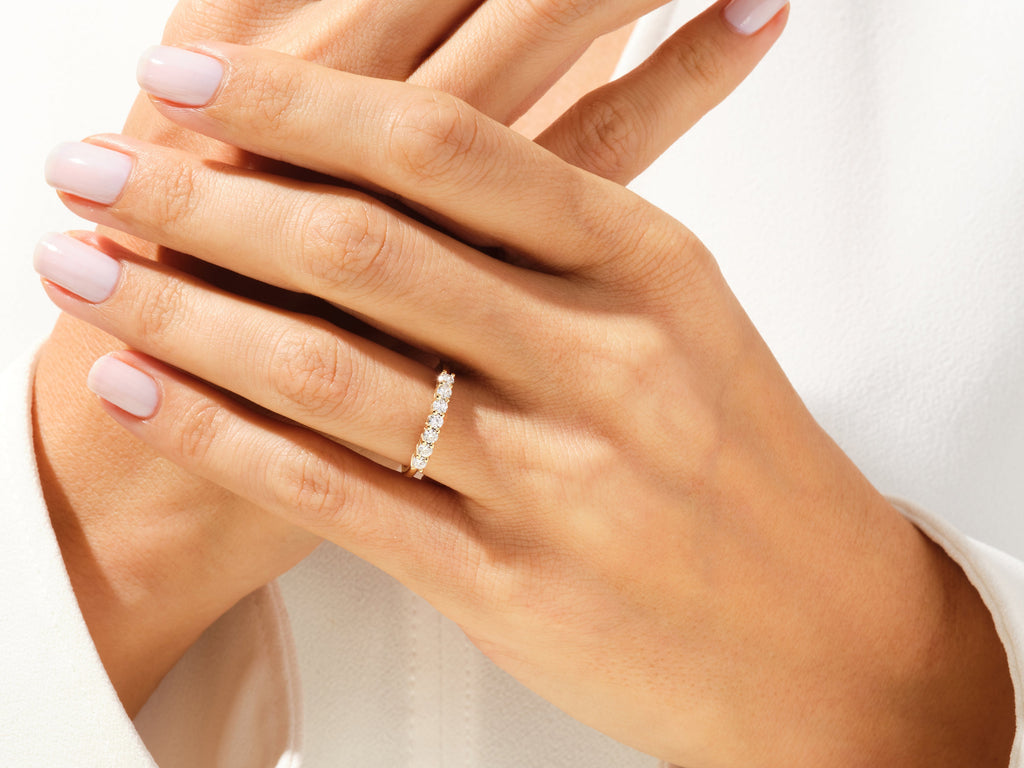 Classic Seven Stone Anniversary Band (0.35 CT TW)