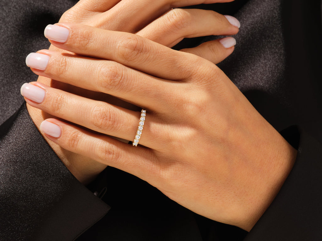 Classic Nine Stone Anniversary Band (0.45 CT TW)