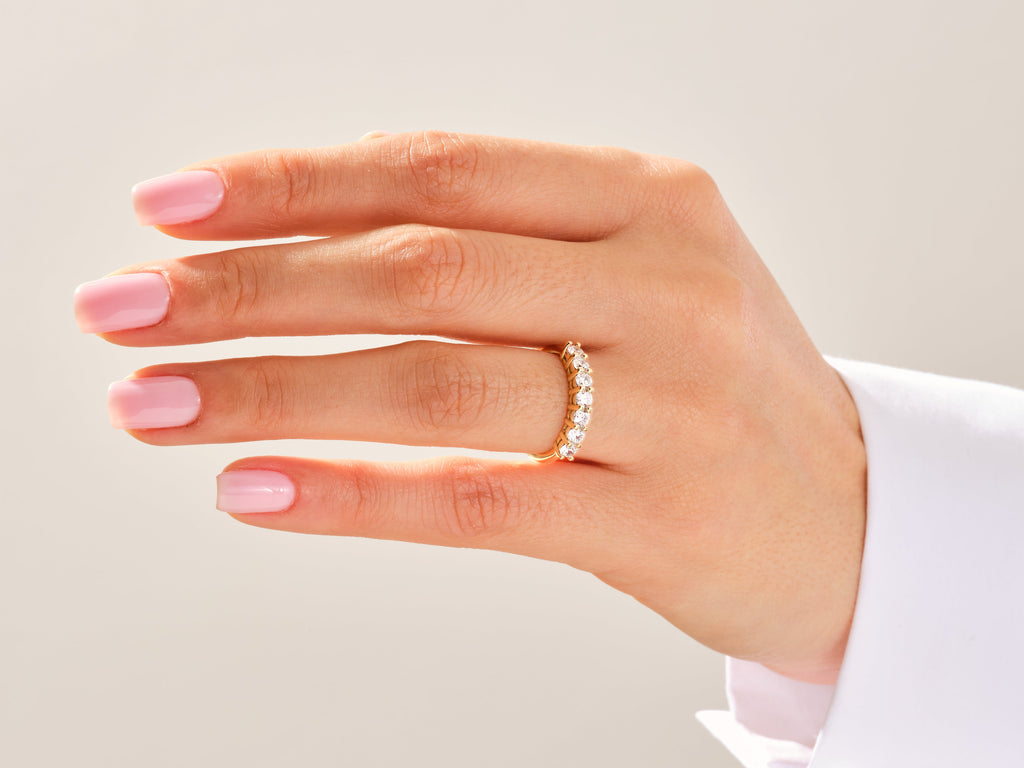 Classic Seven Stone Anniversary Band (0.70 CT TW)