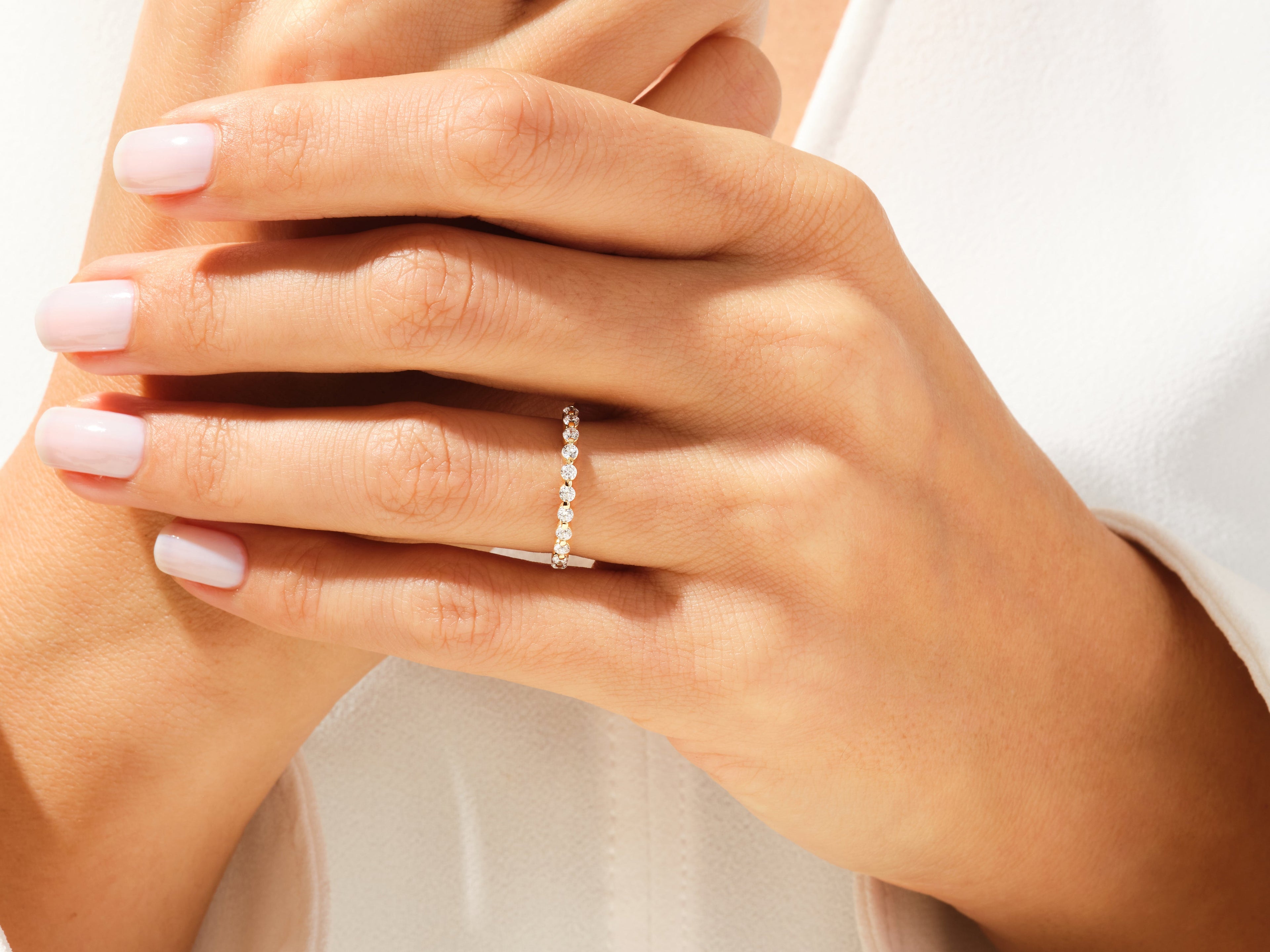 Floating Eleven Stone Anniversary Band (0.33 CT TW)