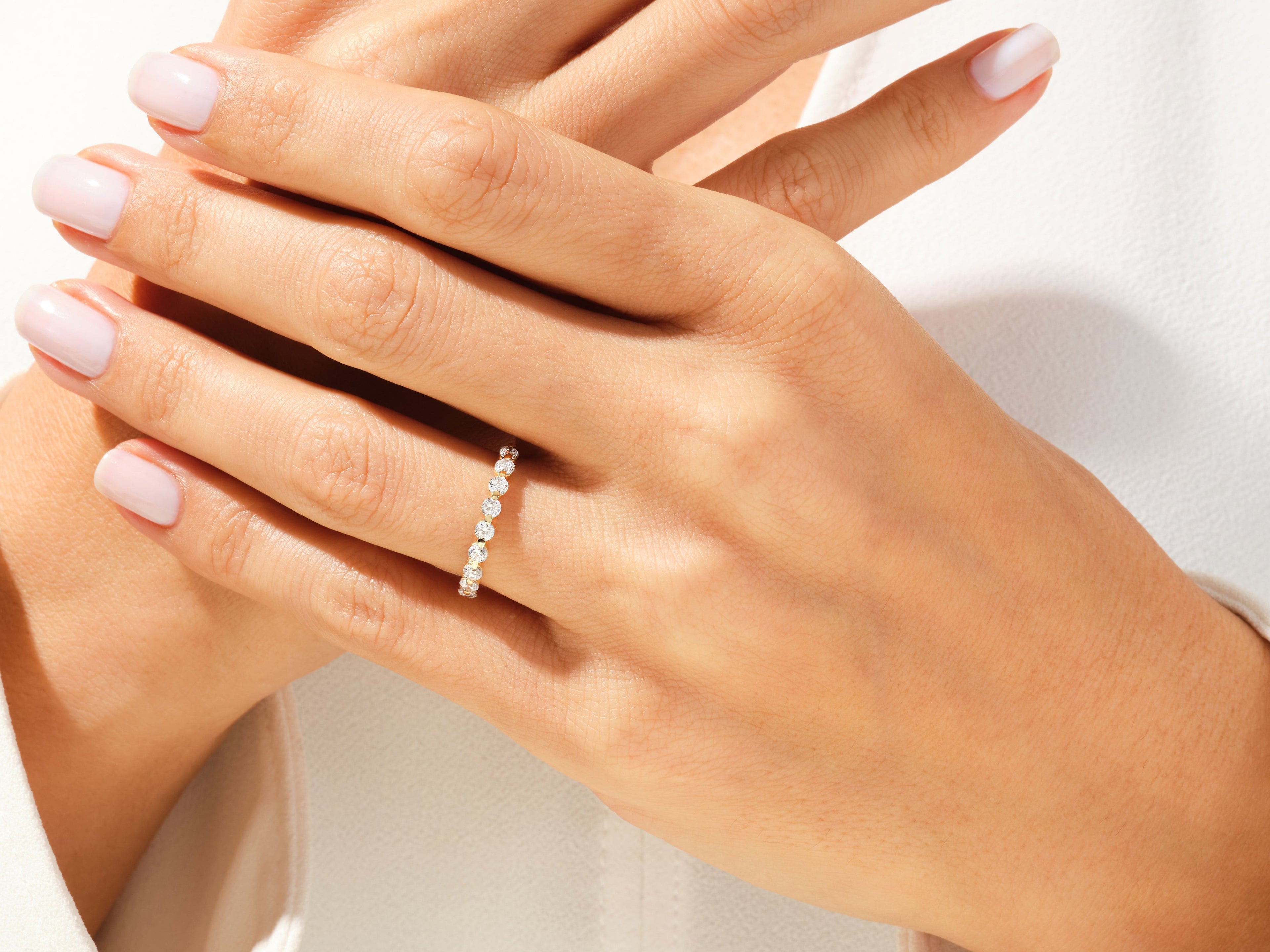 Floating Nine Stone Anniversary Band (0.45 CT TW)