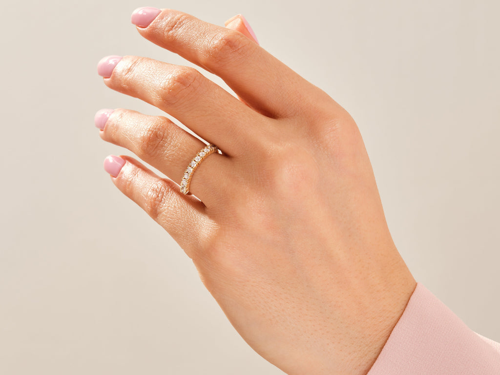Eleven Stone Basket Anniversary Band (0.33 CT TW)