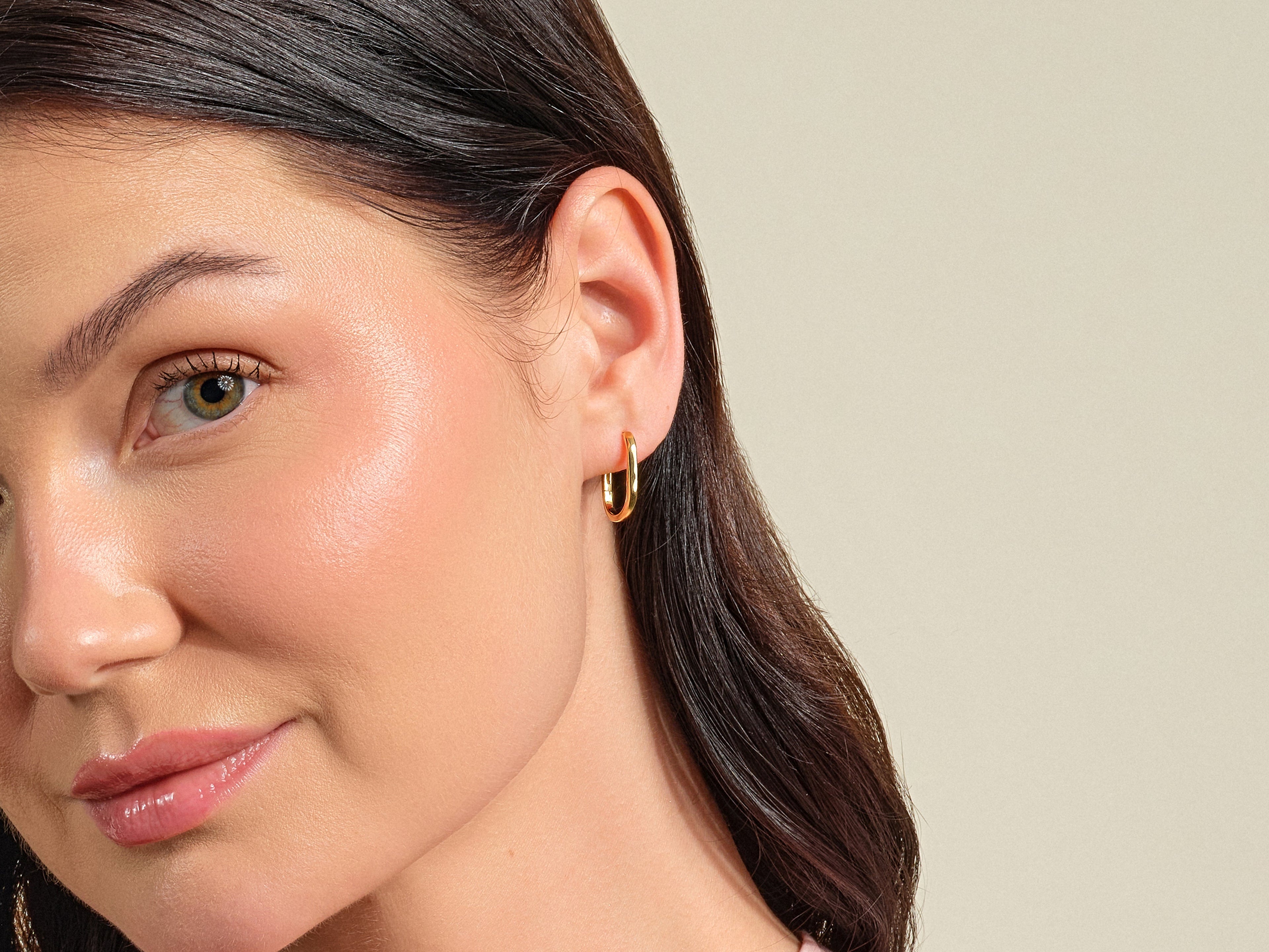 Elongated Oval Hoop Earrings
