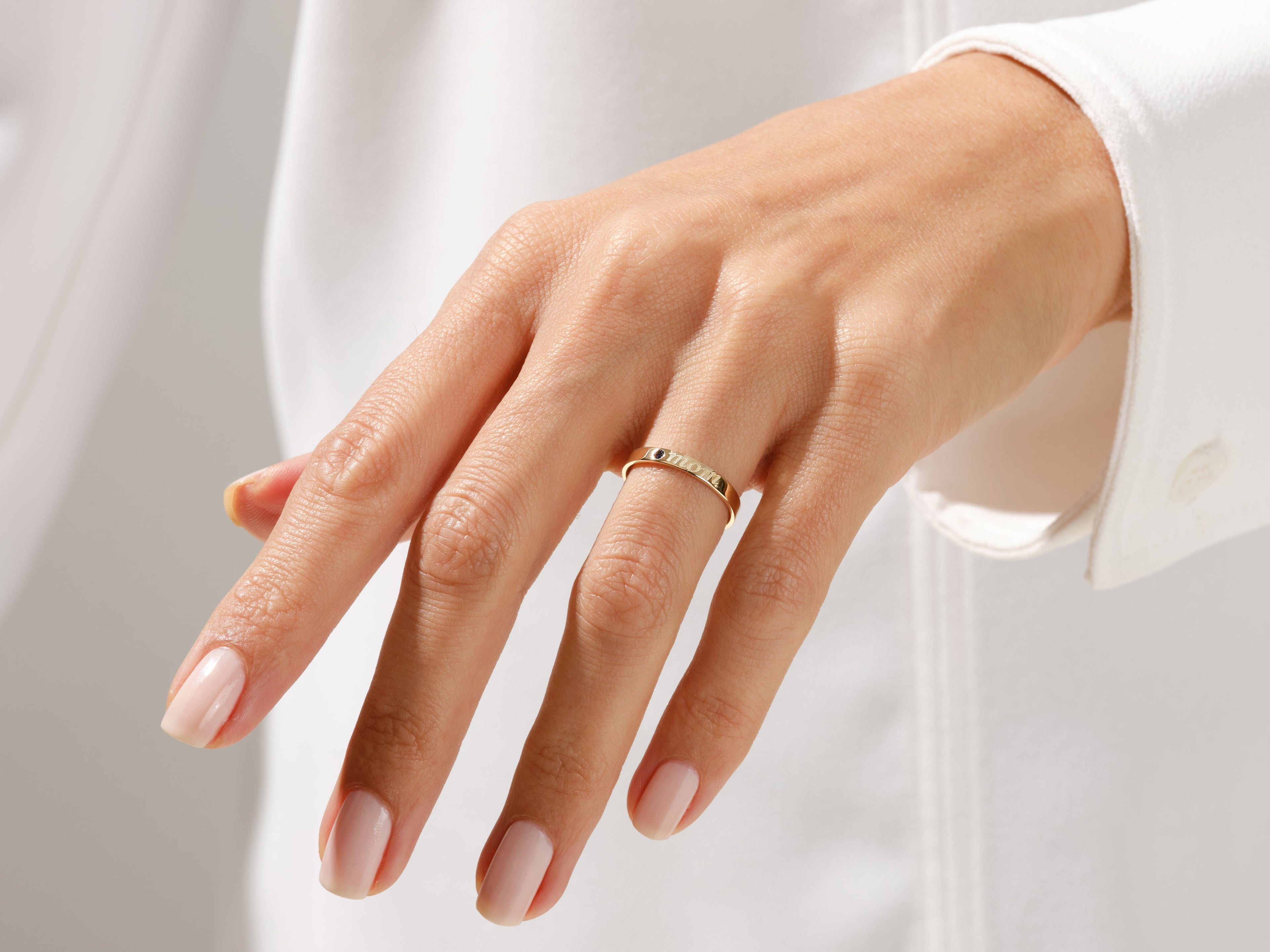 14k Gold Birthstone Mom Ring