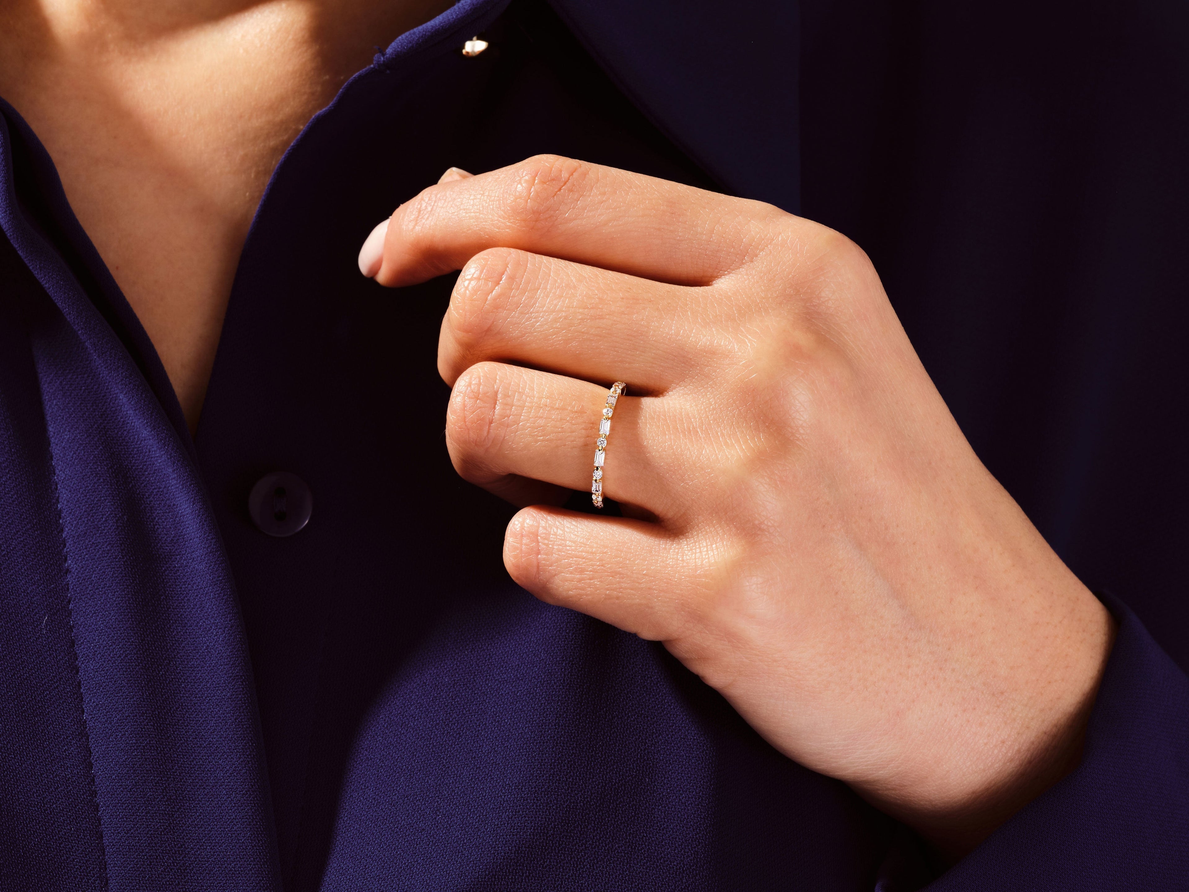 Alternating Round and Baguette Wedding Band