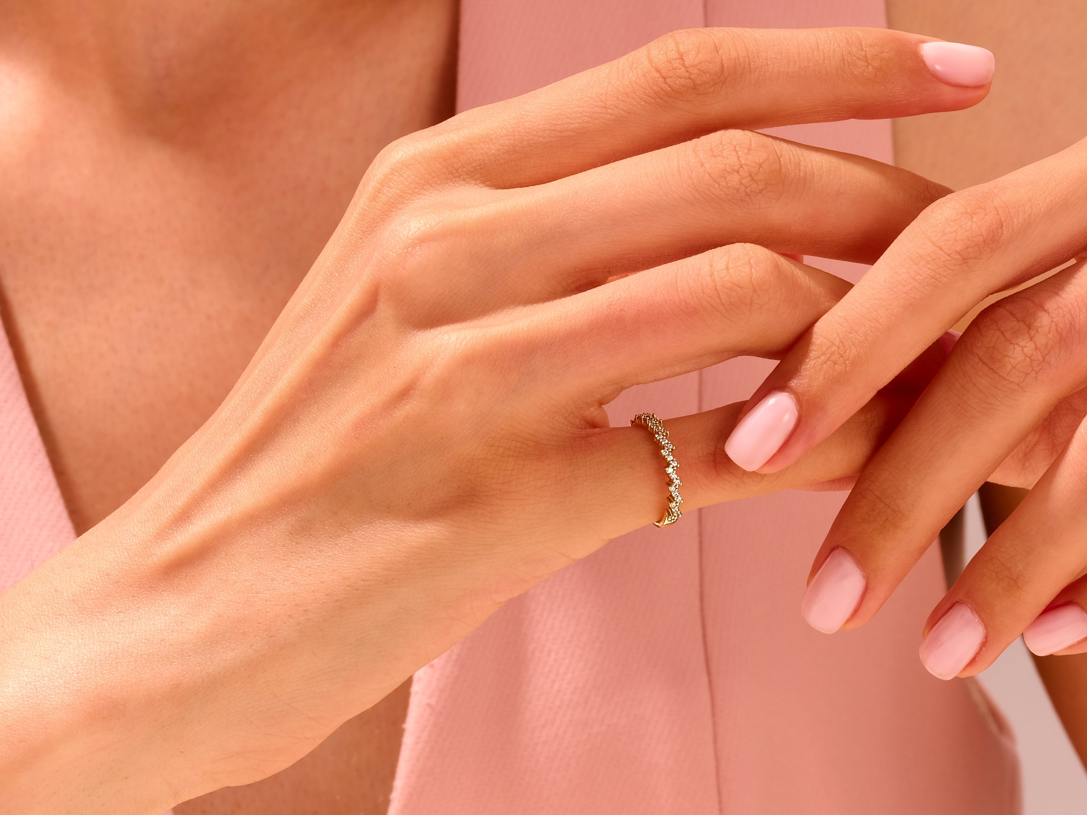 Wavy Round Ring