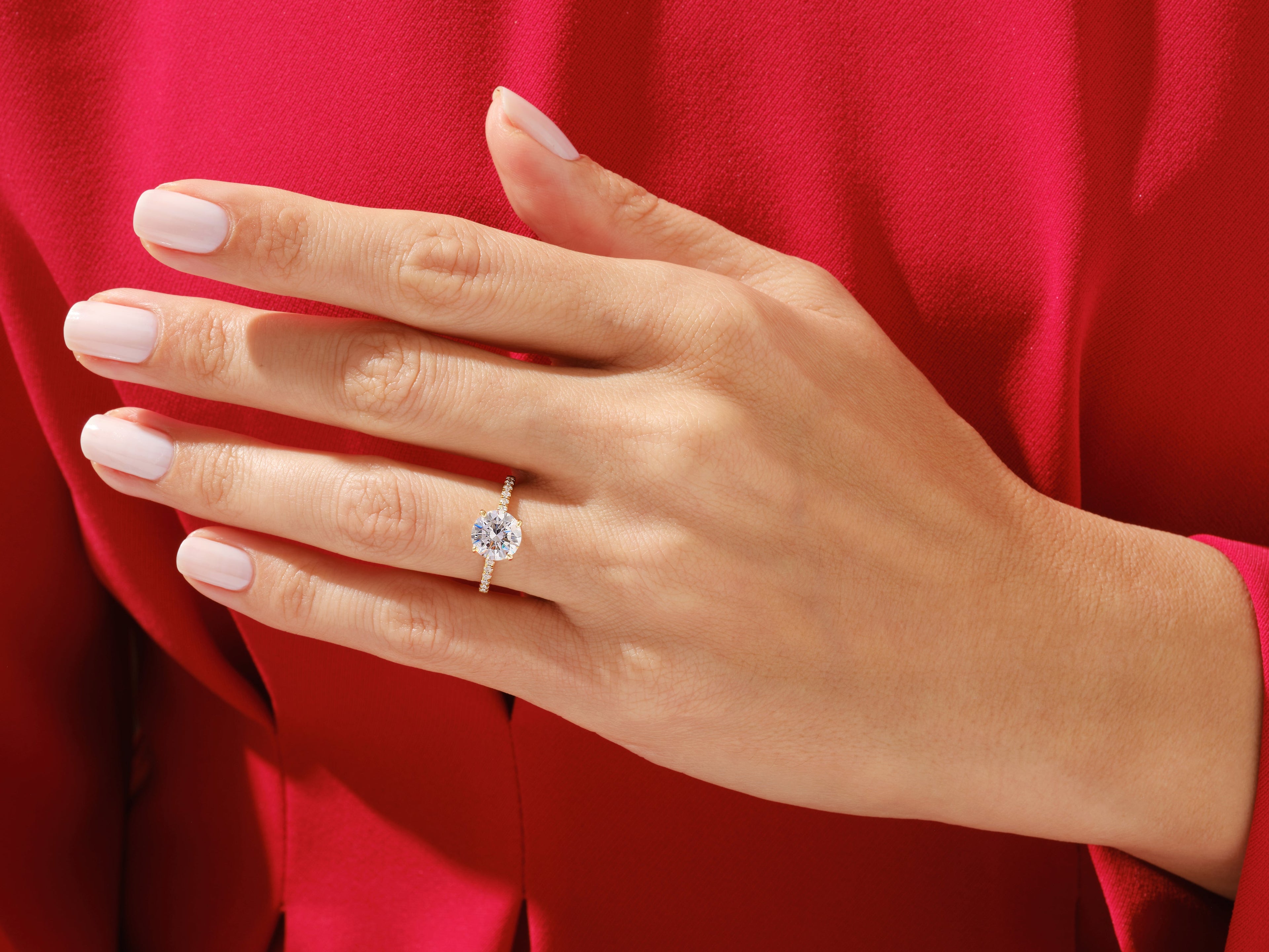 Cathedral Round Cut Moissanite Engagement Ring with Pave Set Side Stones (1.00 CT)