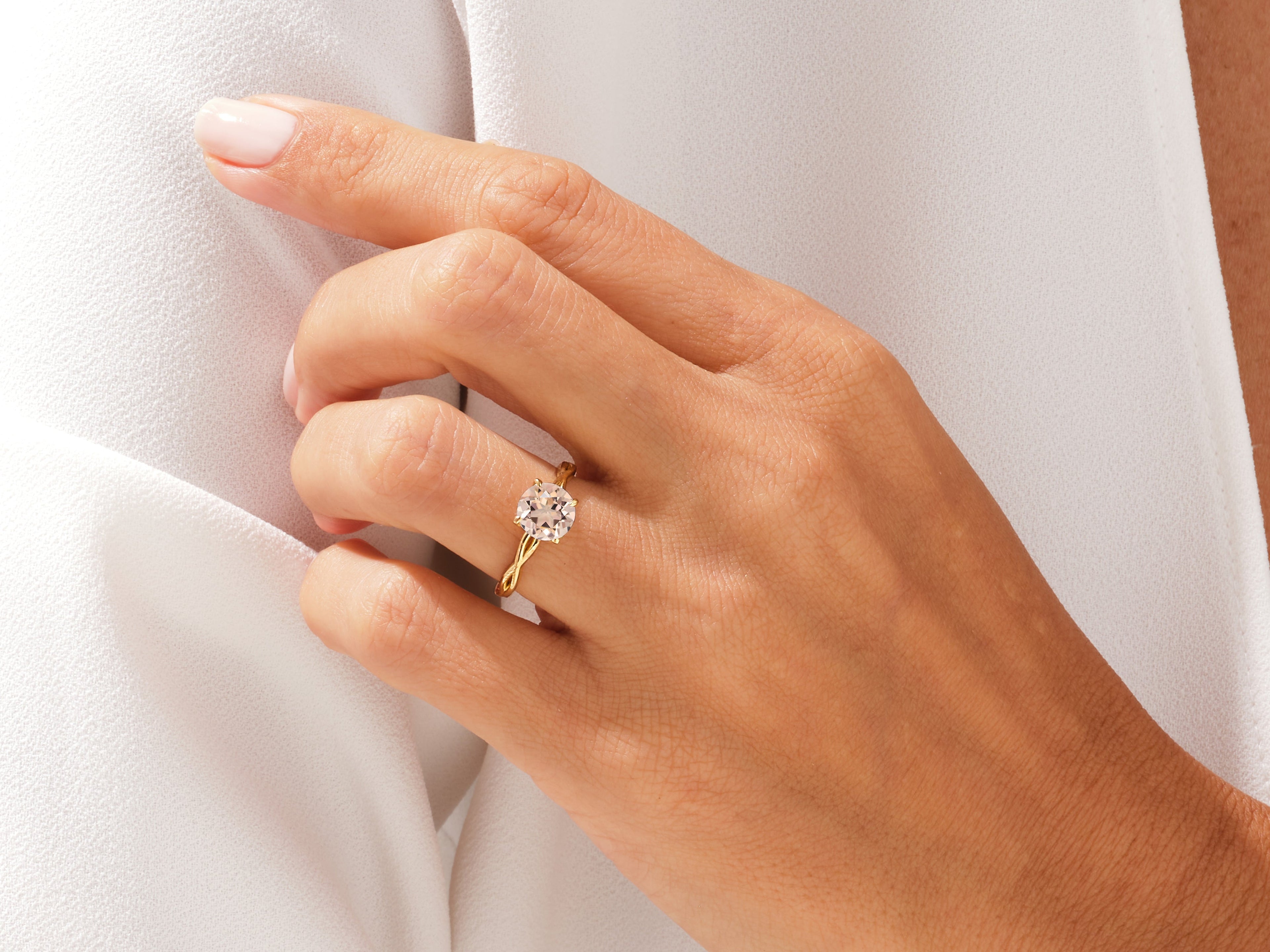 Twisted Round Cut Peach Morganite Engagement Ring