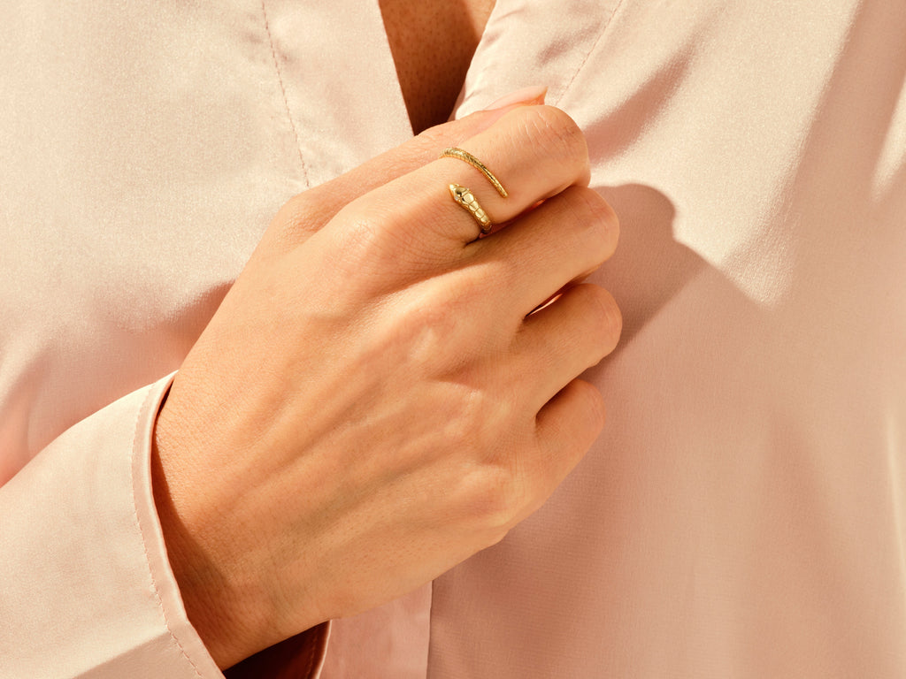 Minimalist Snake Ring