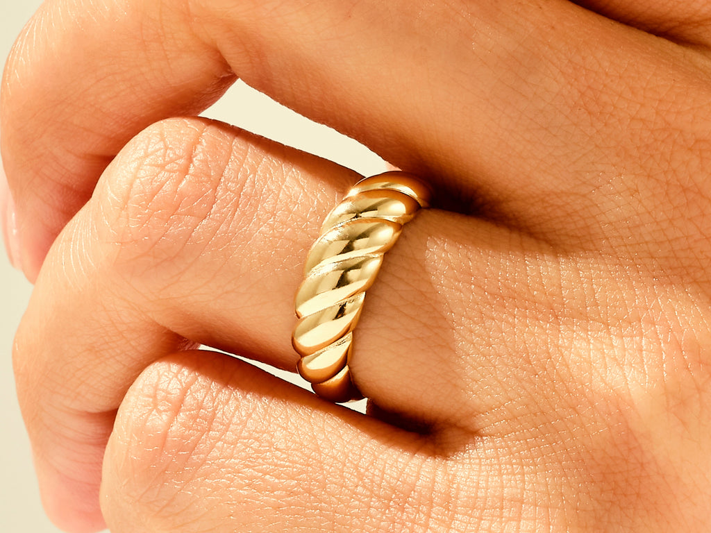 Croissant Ring