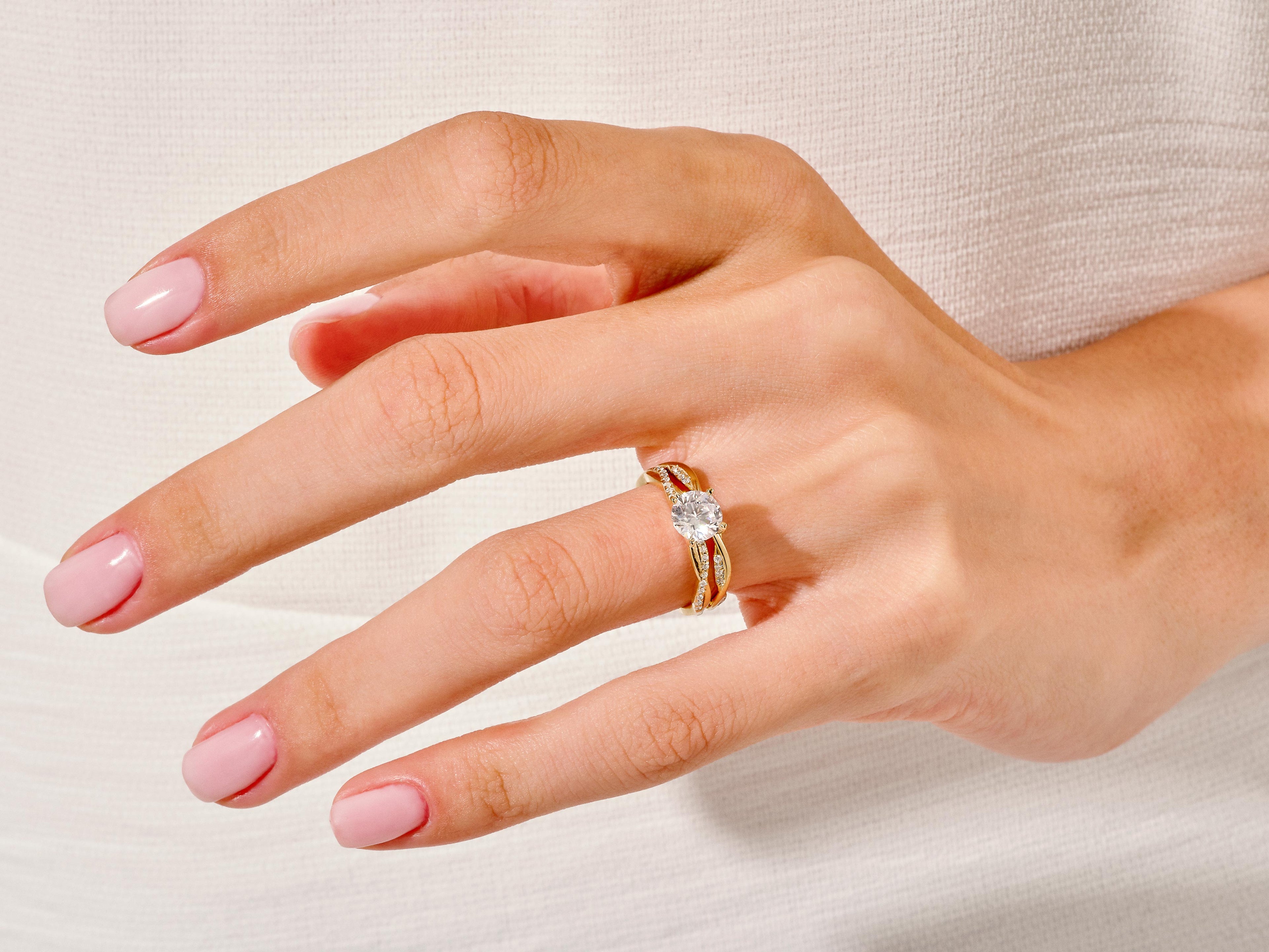 Twisted Vine Wedding Band