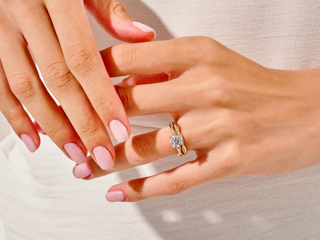 Twisted Vine Wedding Band