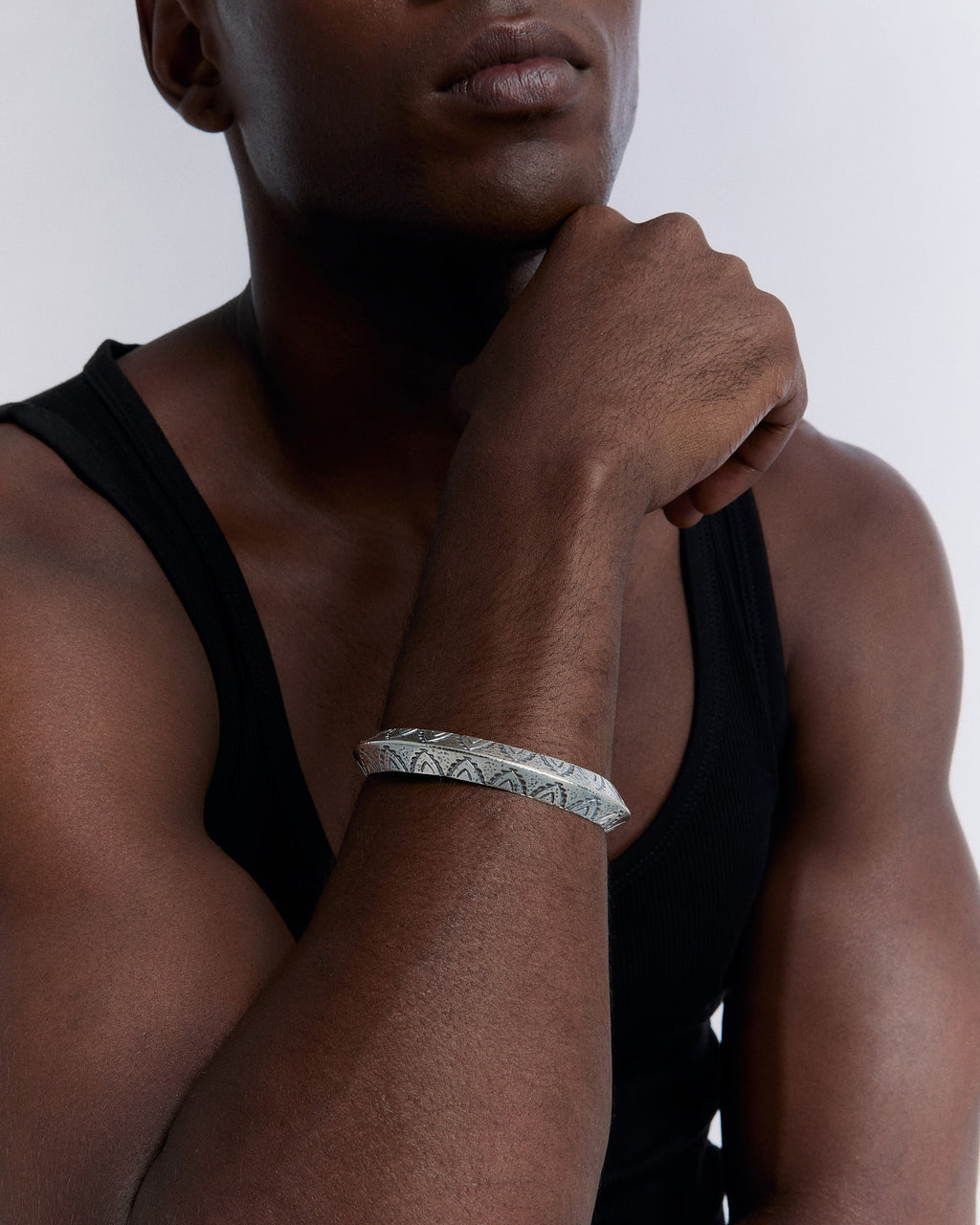 Delicately Engraved Carinated Cuff Bracelet - 925k Sterling Silver