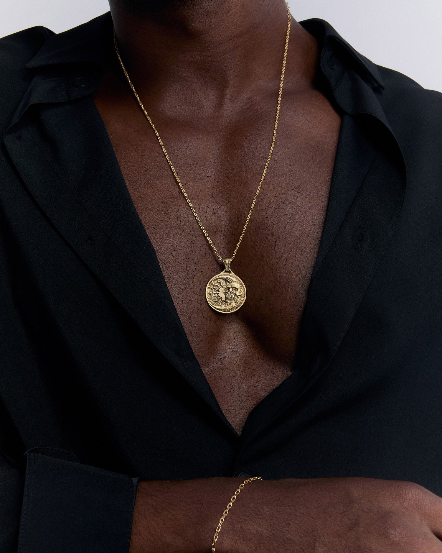 Medallion Necklace - 925k Sterling Silver