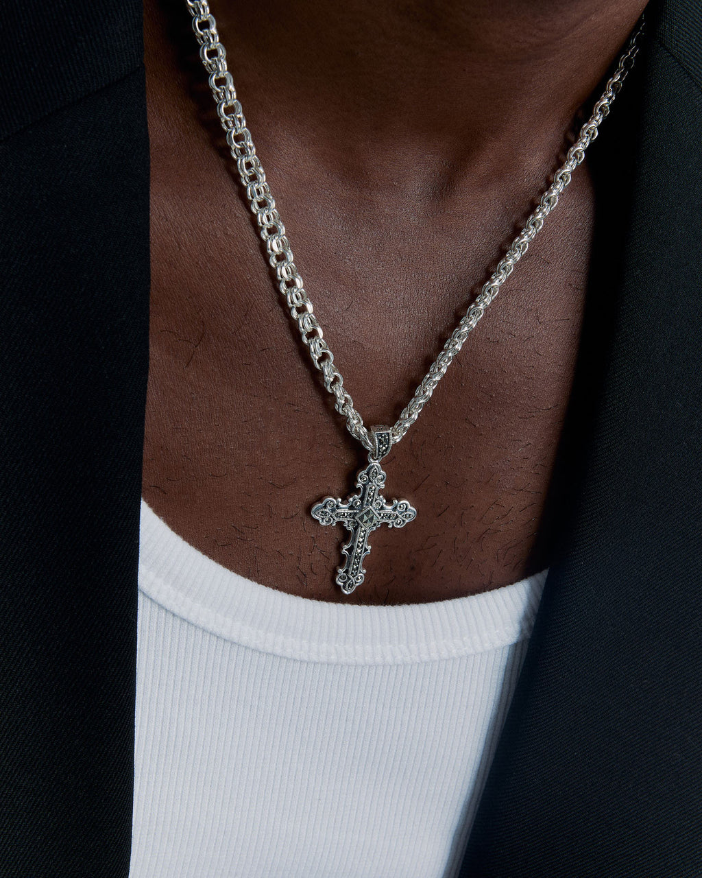 Engraved Cross Necklace with 4 Onyx Stone Details - 925k Sterling Silver