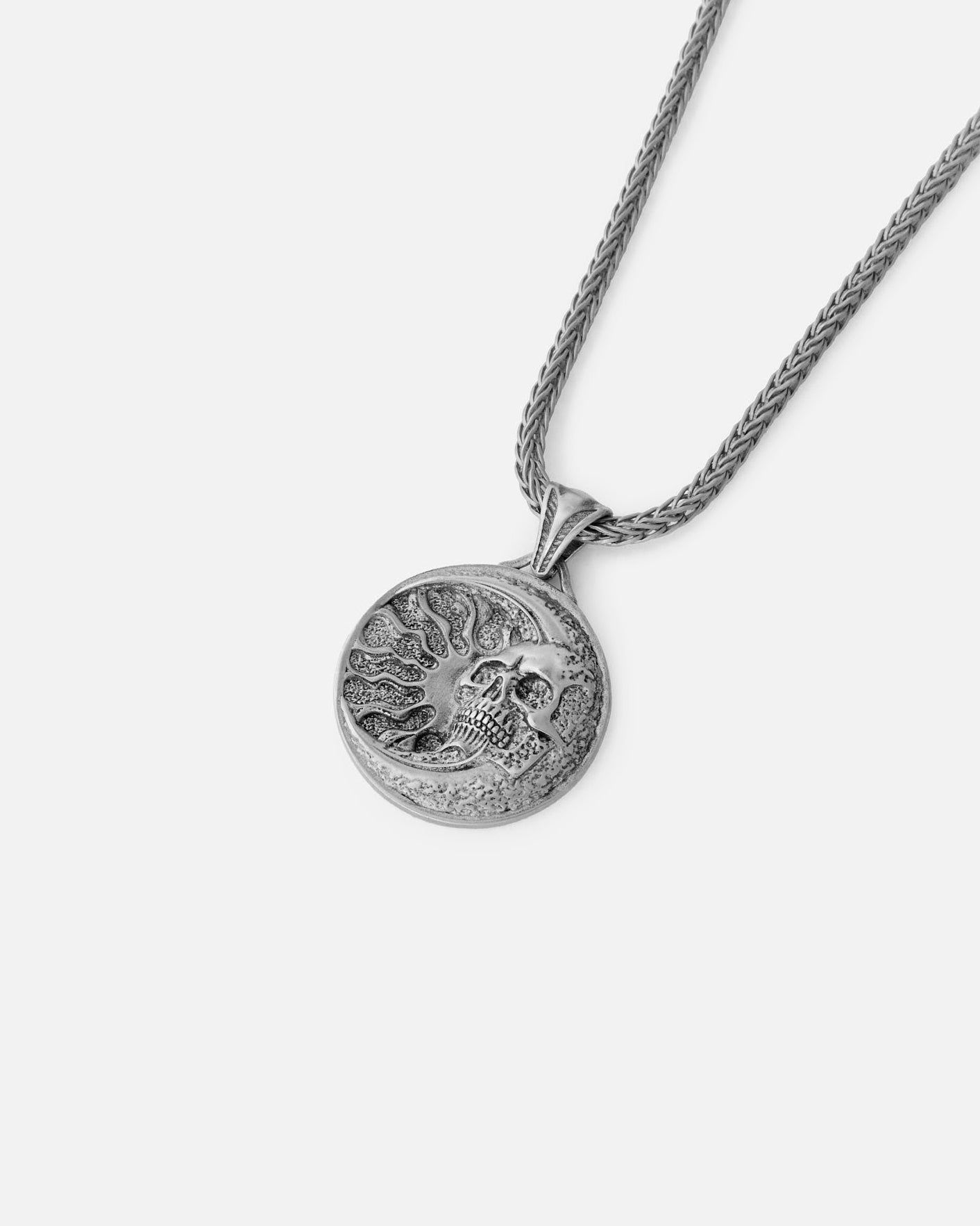 Medallion Necklace - 925k Sterling Silver