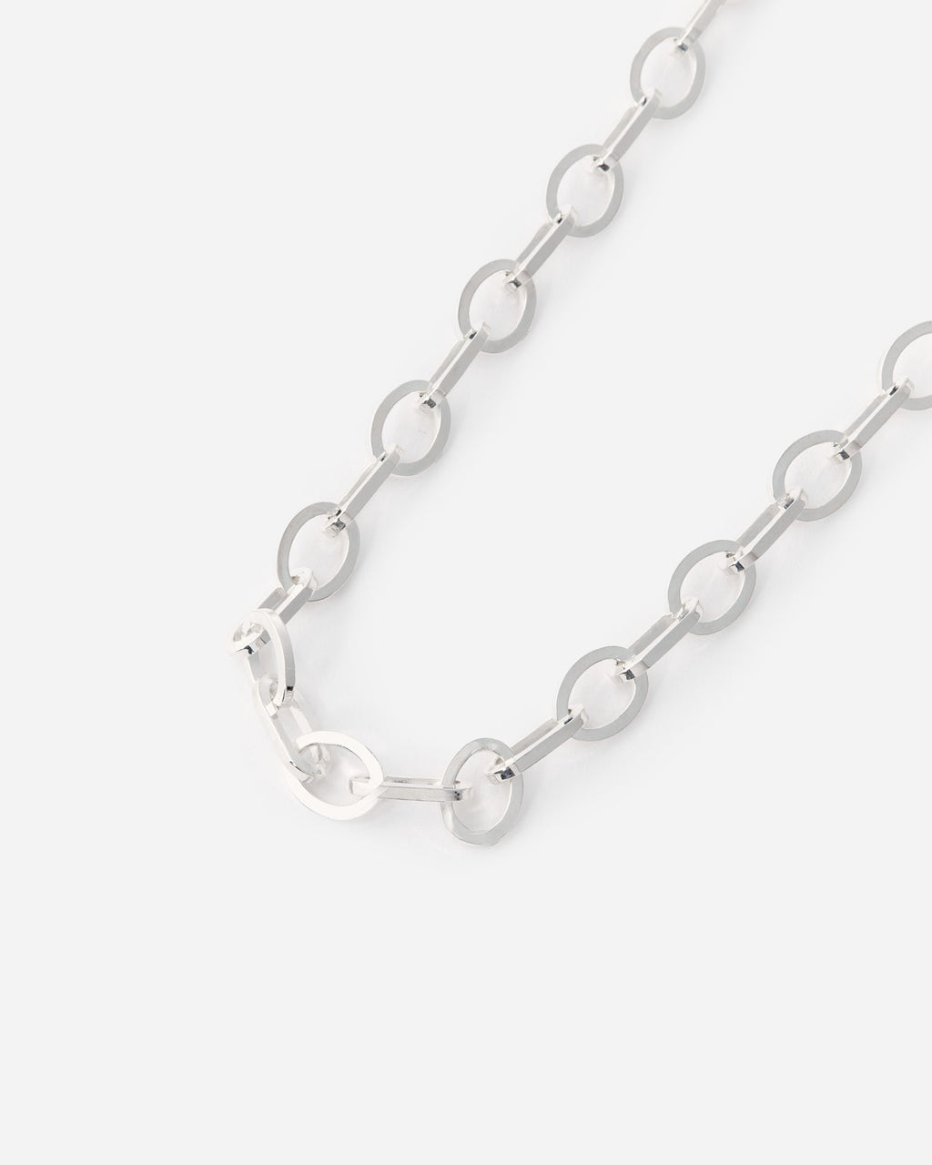 Oval Doch Design Silver Necklace - 925k Sterling Silver