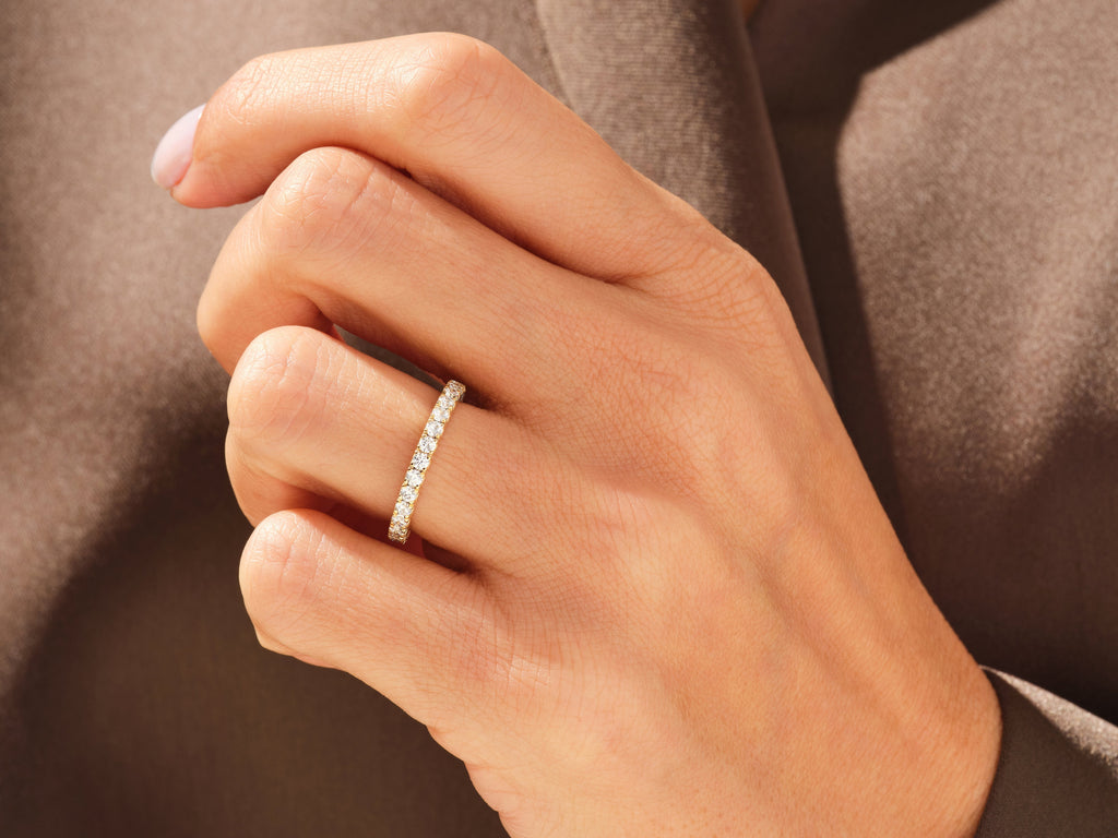 Slit Eternity Wedding Band (0.90 CT TW)