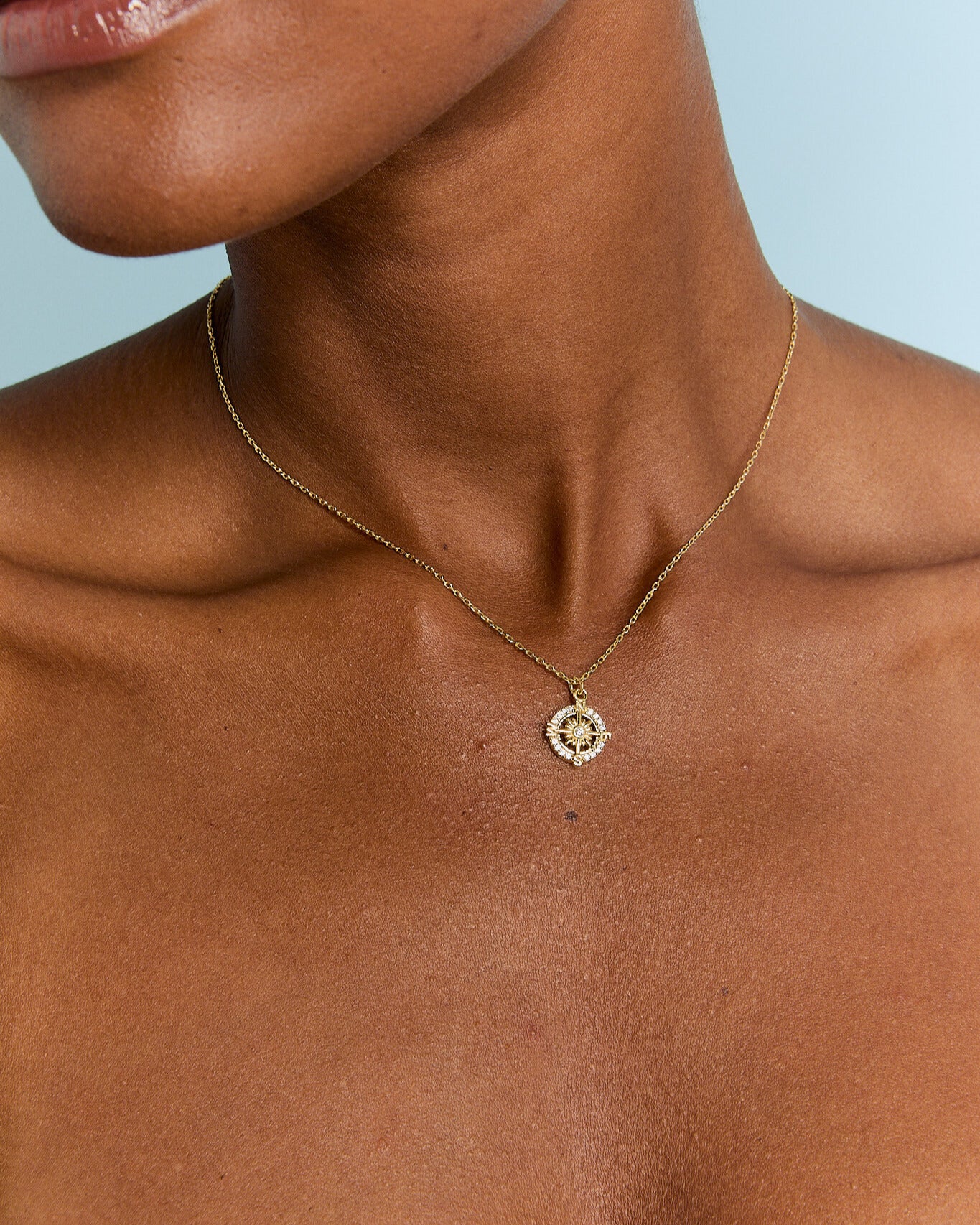 Minimalist Compass Necklace Travel Gift - 18k Gold Vermeil