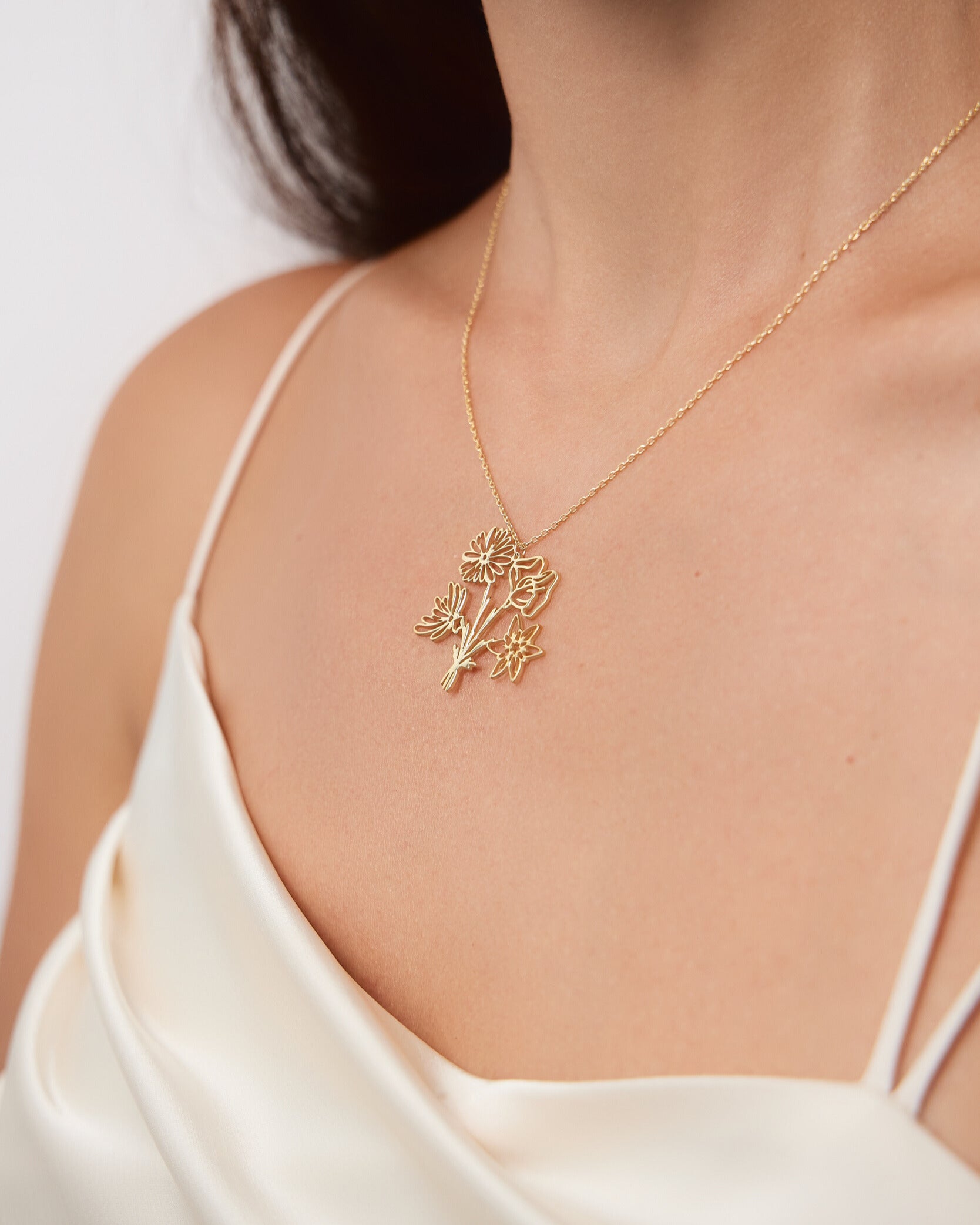 Personalized BirthFlower Family Necklace - 18k Gold Vermeil