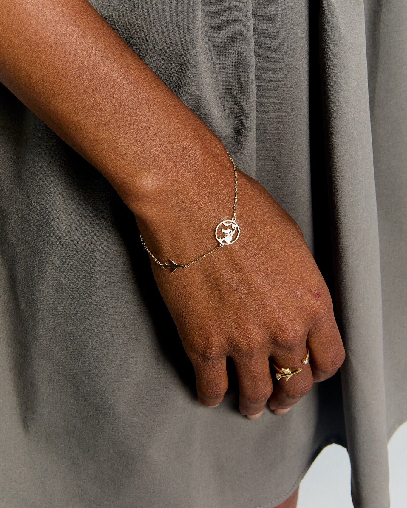 Silver Travel Lover Bracelet Plane and Wolrd Map - 18k Gold Vermeil