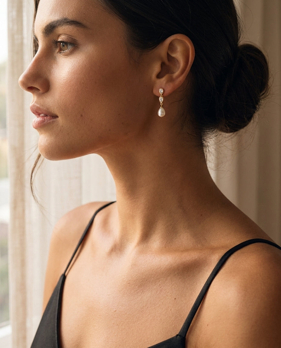 Elegant Pearl & Crystal Teardrop Drop Earrings in Gold
