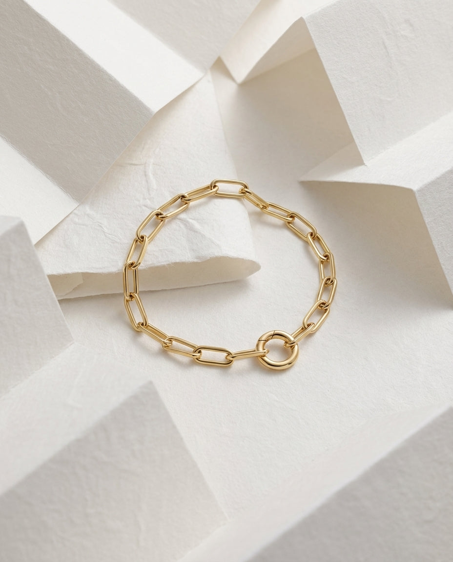 Gold Link Chain Bracelet with Circle Clasp