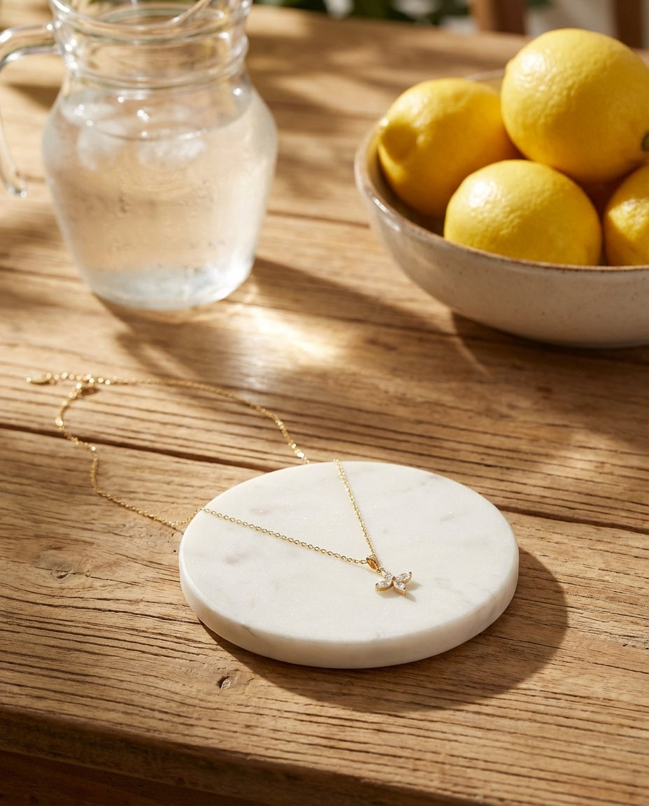 Sparkling Crystal Flower Pendant Necklace in Gold