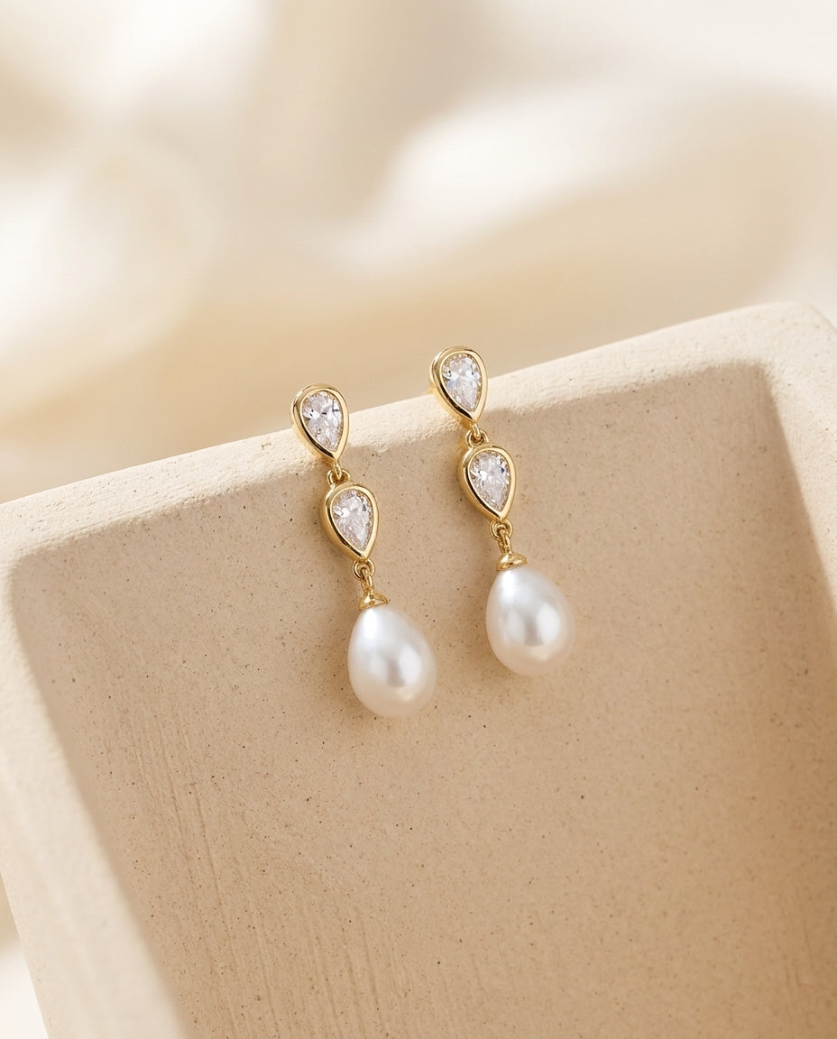 Elegant Pearl & Crystal Teardrop Drop Earrings in Gold
