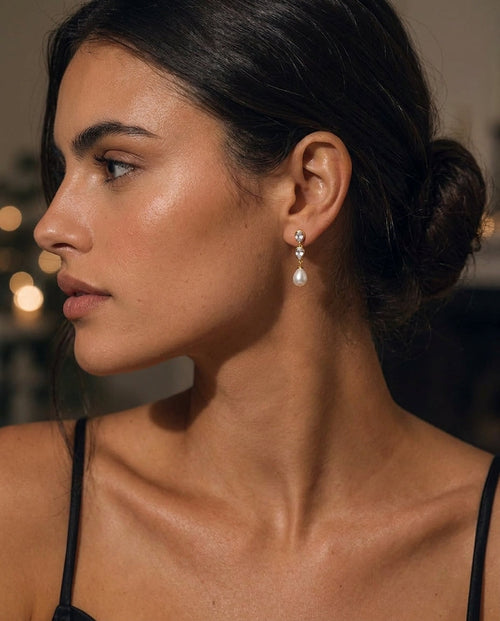 Elegant Pearl & Crystal Teardrop Drop Earrings in Gold