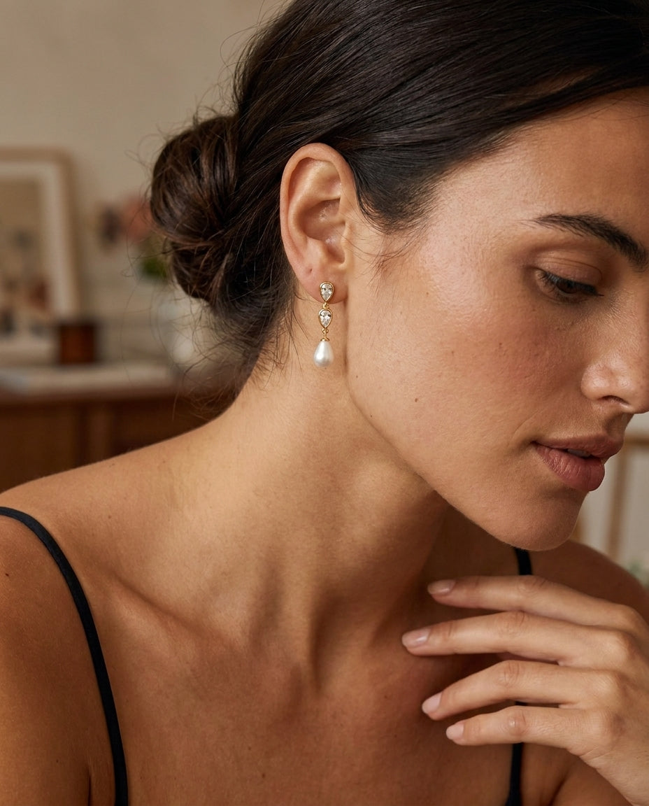 Elegant Pearl & Crystal Teardrop Drop Earrings in Gold