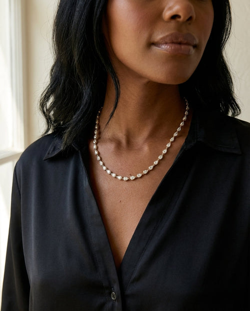 Exquisite Pear Cut Diamond Tennis Necklace in Gold