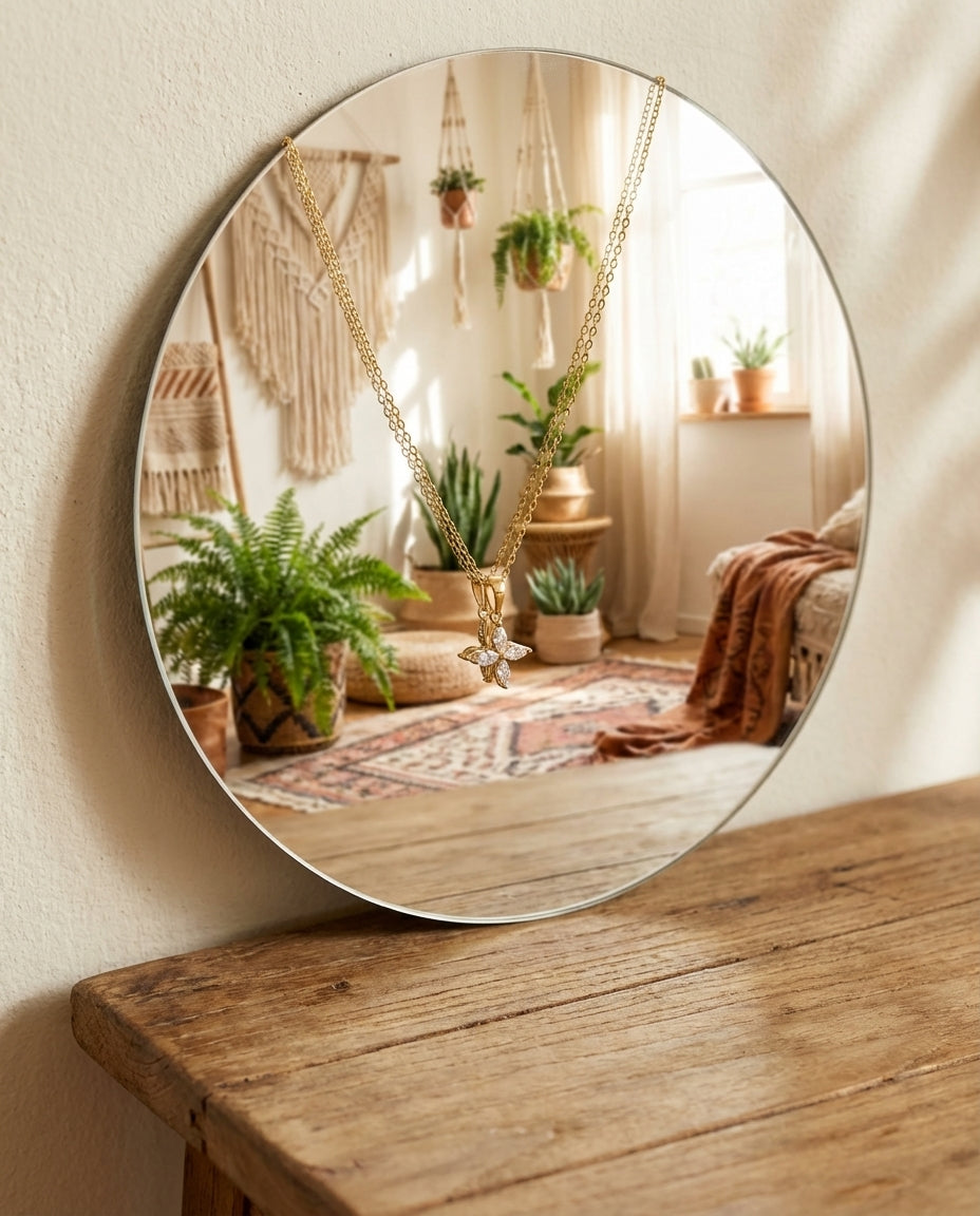 Sparkling Crystal Flower Pendant Necklace in Gold