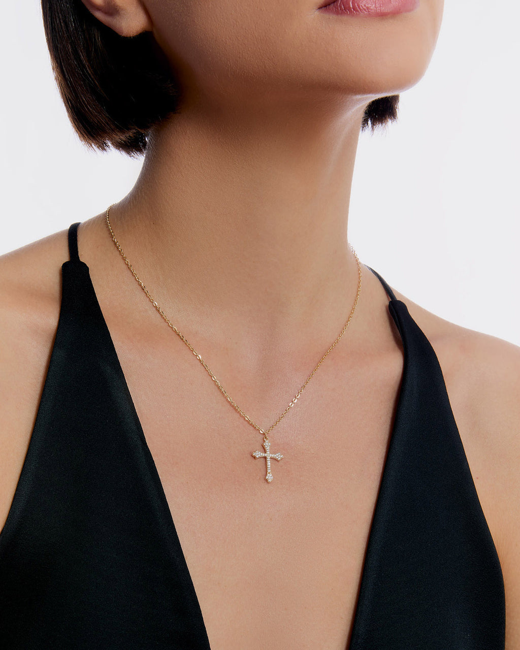 Elegant Cross Pendant Necklace - 18k Gold Vermeil