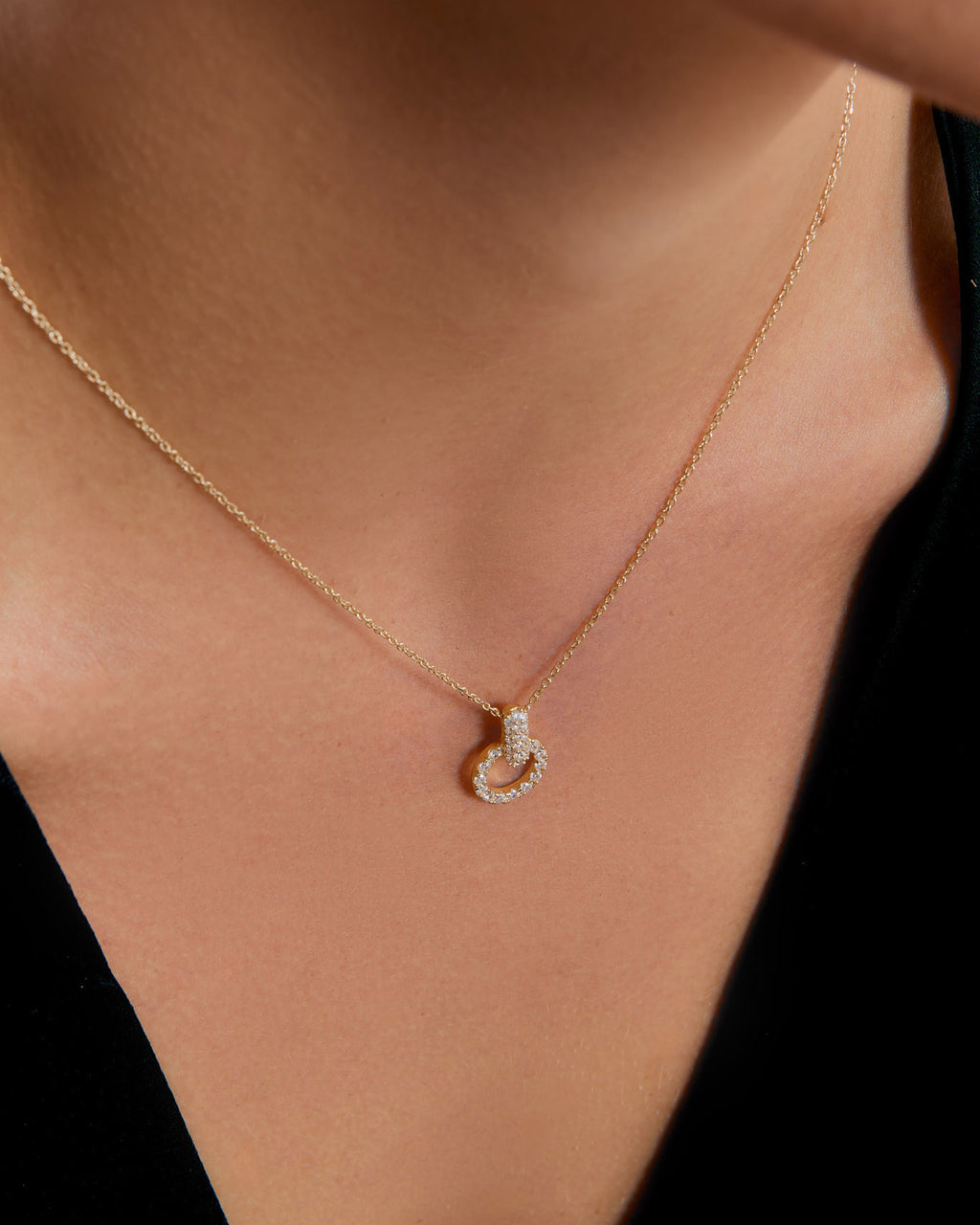 Timeless Circle Pendant Necklace