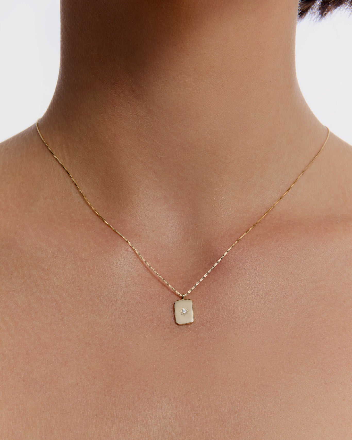 Timeless Radiance Star Necklace - 18k Gold Vermeil