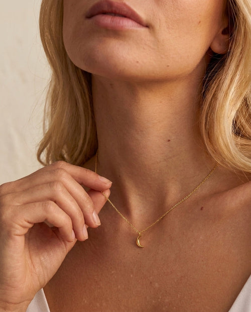 Gold Crescent Moon Necklace | Dainty Celestial Jewelry