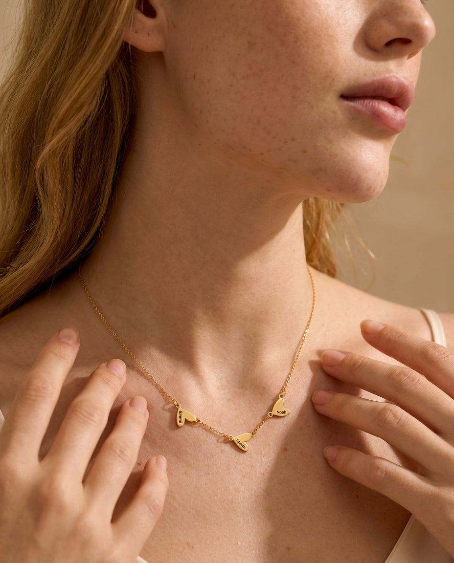 Personalized Gold Heart Name Necklace - Meaningful Gift for Mom